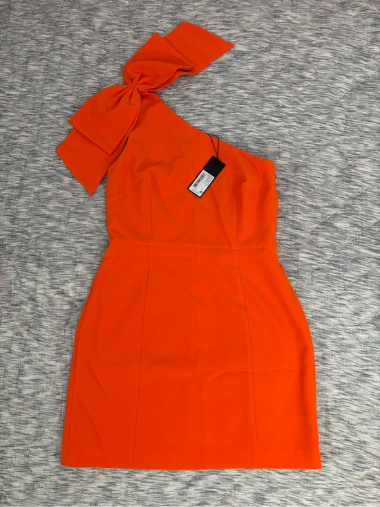 Gianni Bini Dresses & Skirts - Gianni Bini Deliah One Shoulder Sleeveless Sheath Crepe Mini Dress Sz 8 NWT -